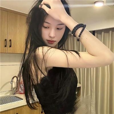 阳光中的青时雨